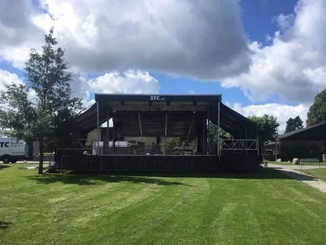 STC mobilscene opstilling