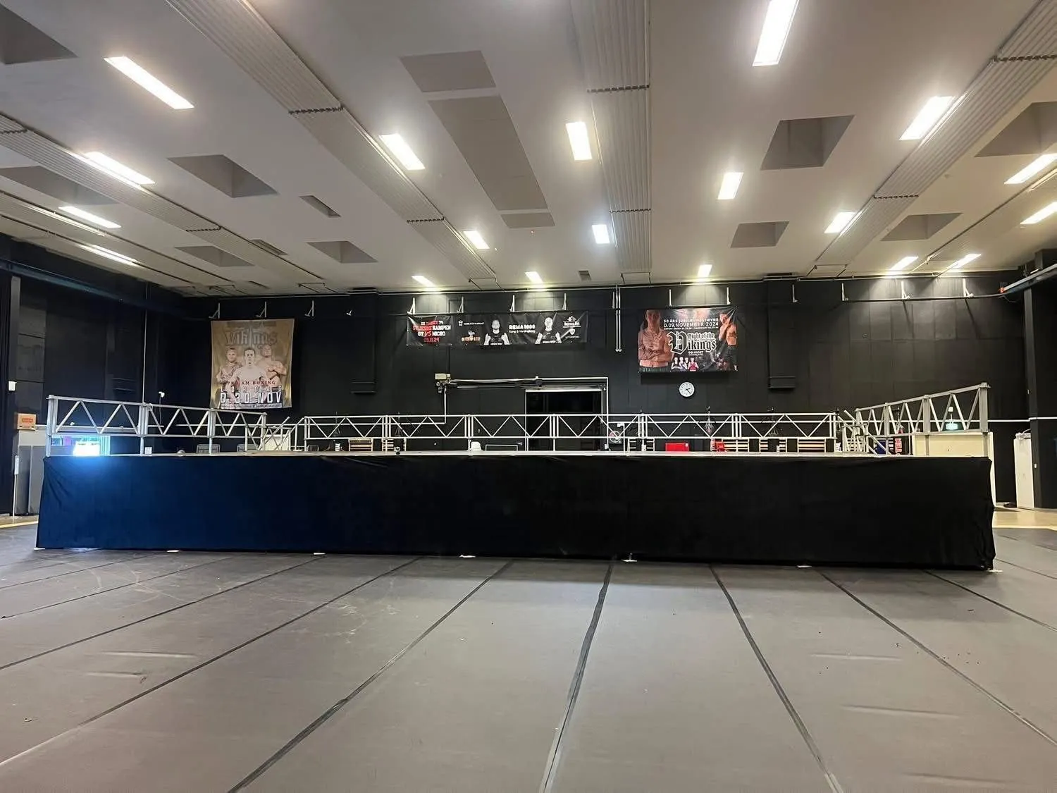 STC scenegulv til event